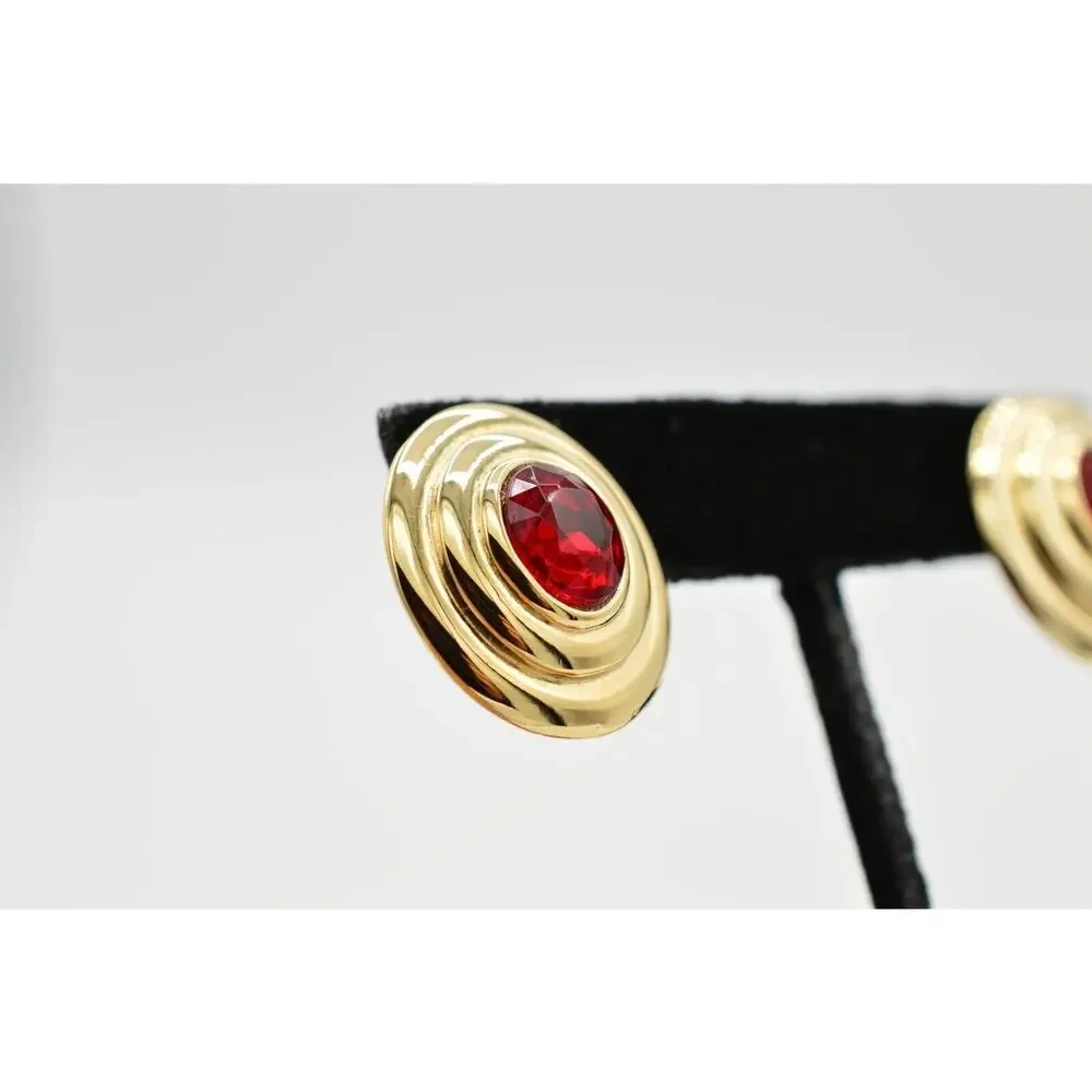 Vintage Crystal Clip Earrings Red Rhinestone Oval Gold Tone Shiny NOS 1980s 9L